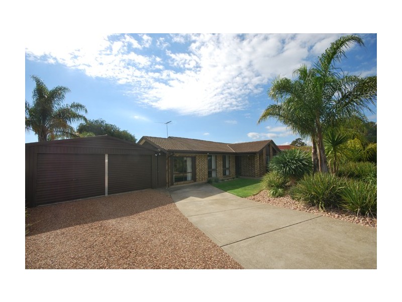 22 Trevithick Crescent, Redwood Park SA 5097