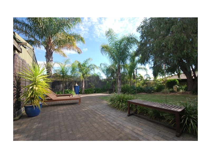 22 Trevithick Crescent, Redwood Park SA 5097
