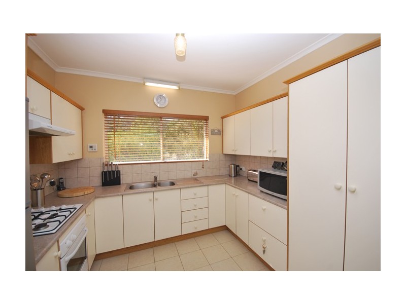 6 Dennis Grove, Vista SA 5091