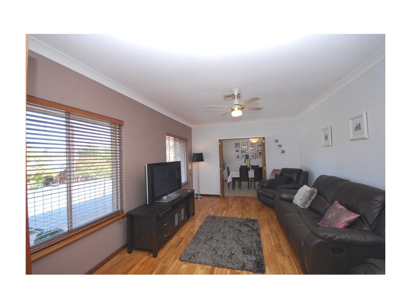 6 Dennis Grove, Vista SA 5091