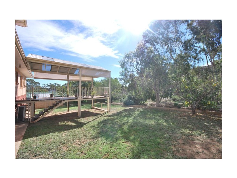 6 Dennis Grove, Vista SA 5091