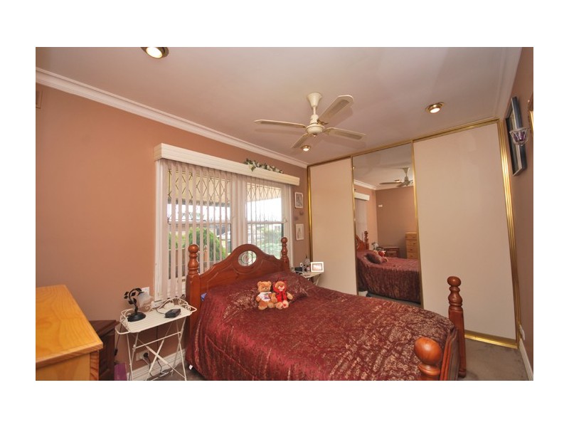 12 Vasey Street, Greenacres SA 5086