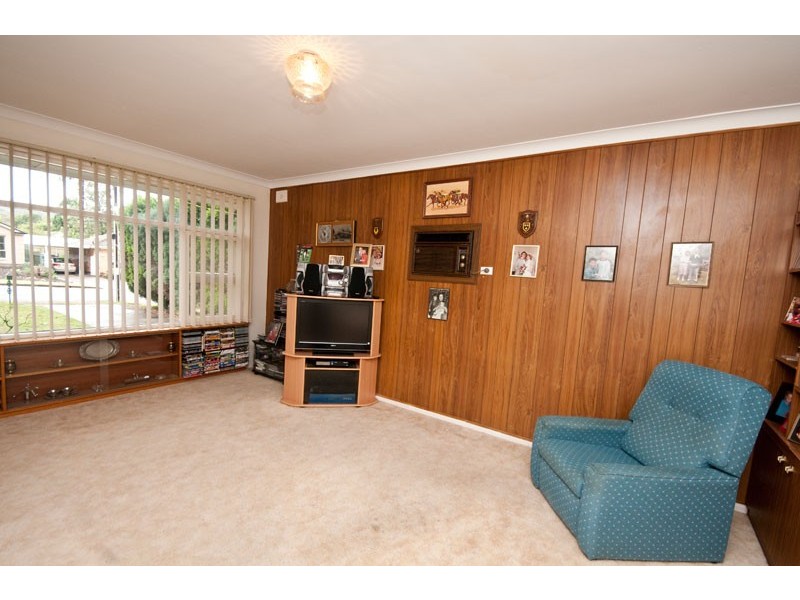 4 Doreen Street, St Agnes SA 5097