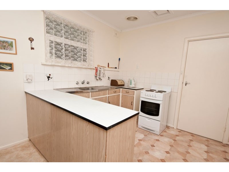 4 Doreen Street, St Agnes SA 5097