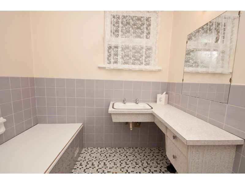 4 Doreen Street, St Agnes SA 5097