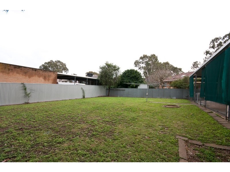 4 Doreen Street, St Agnes SA 5097