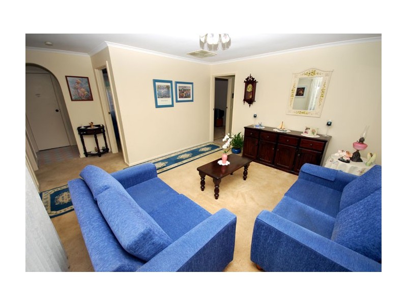 15A Eyre Crescent, Valley View SA 5093