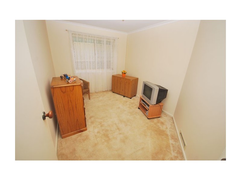 15A Eyre Crescent, Valley View SA 5093