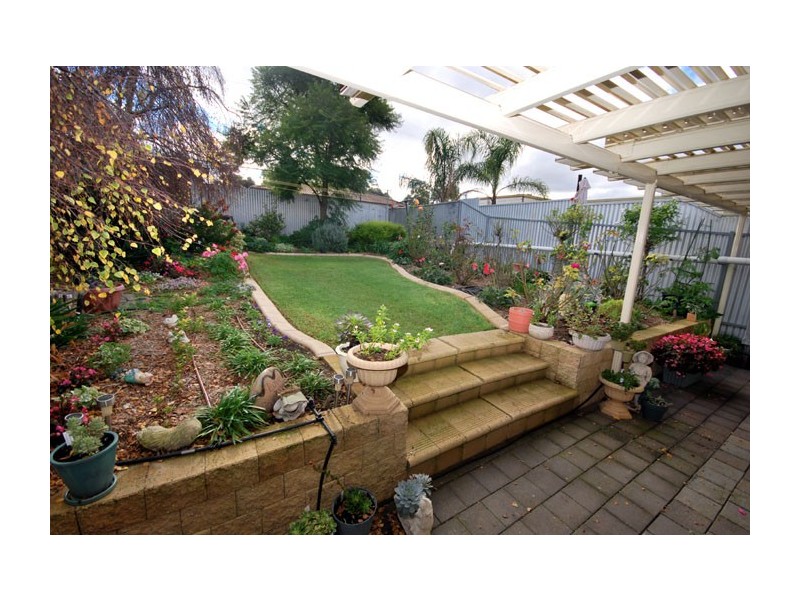 15A Eyre Crescent, Valley View SA 5093