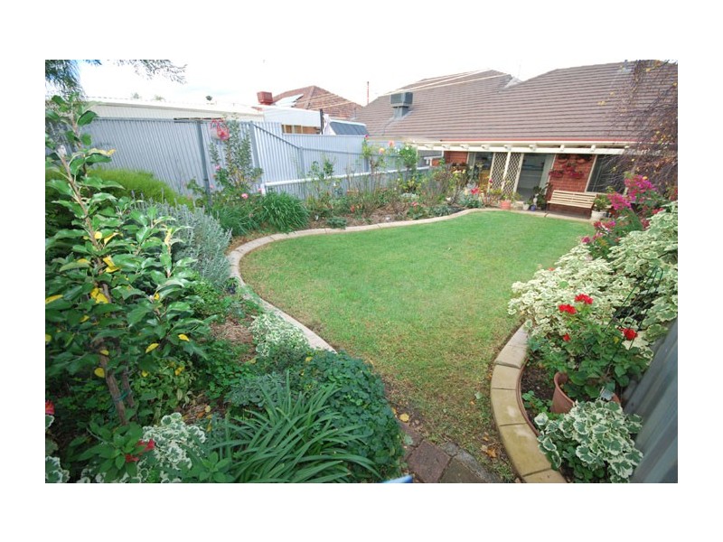 15A Eyre Crescent, Valley View SA 5093