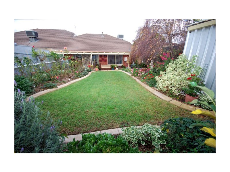 15A Eyre Crescent, Valley View SA 5093