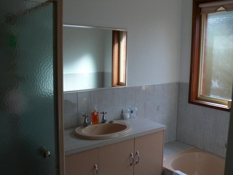 23 grosvenor pl, Wynn Vale SA 5127