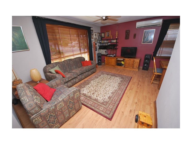 27 Cedric Avenue, Redwood Park SA 5097