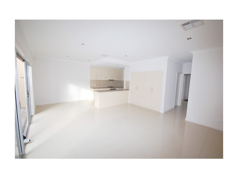 36 Victoria Parade, Mawson Lakes SA 5095