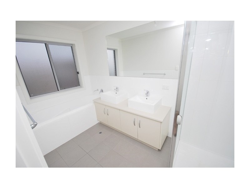 36D Elder Drive, Mawson Lakes SA 5095