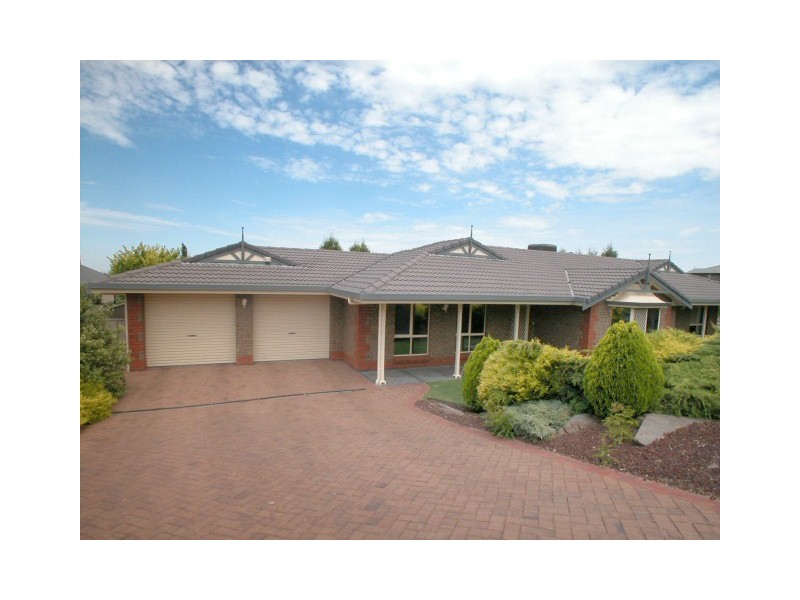 12 Holly Place, Golden Grove SA 5125