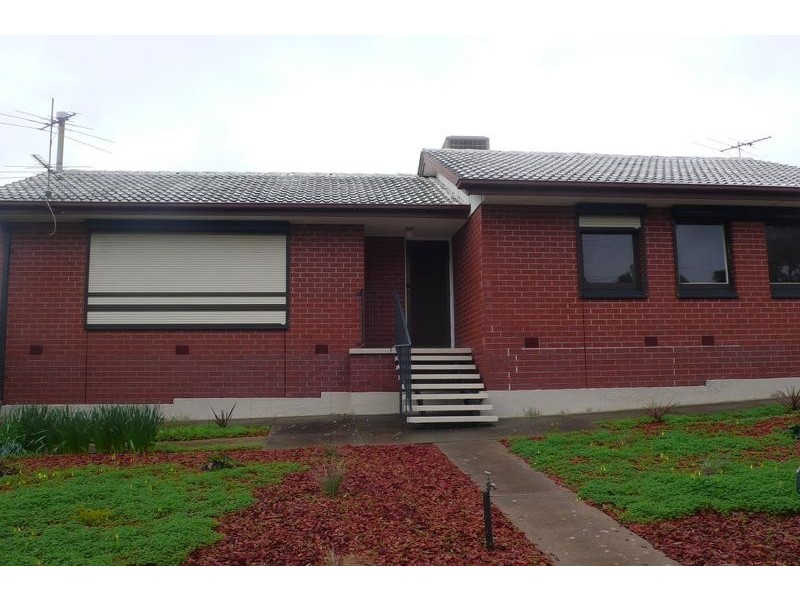 2 Royston Avenue, Ingle Farm SA 5098