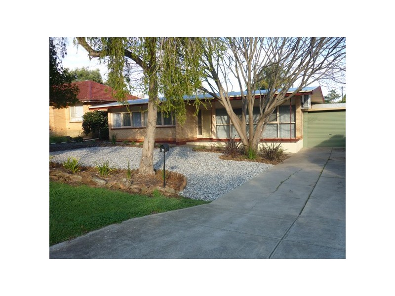 10 Lynore Street, Ridgehaven SA 5097