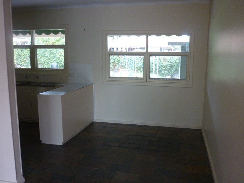 10 Lynore Street, Ridgehaven SA 5097