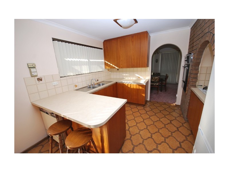 11 Johneff Court, St Agnes SA 5097