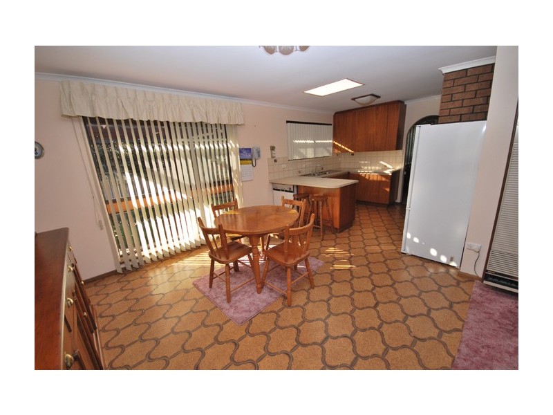 11 Johneff Court, St Agnes SA 5097