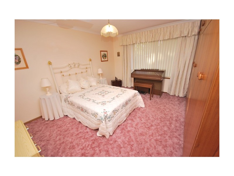 11 Johneff Court, St Agnes SA 5097