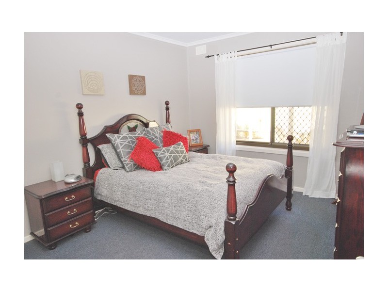 16 Lema Avenue, Fairview Park SA 5126