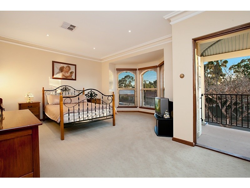 8 Alexander Street, Evandale SA 5069