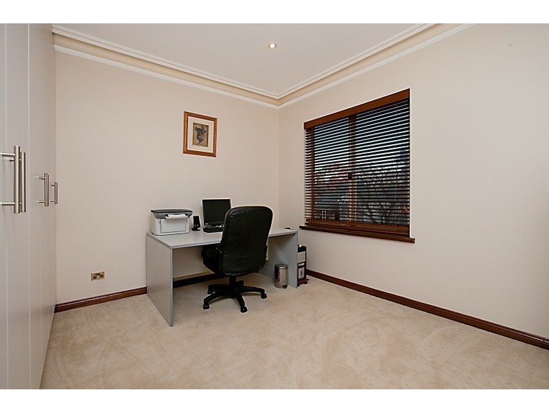 8 Alexander Street, Evandale SA 5069