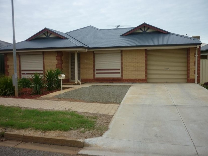 16 Palmer Road, Elizabeth Park SA 5113