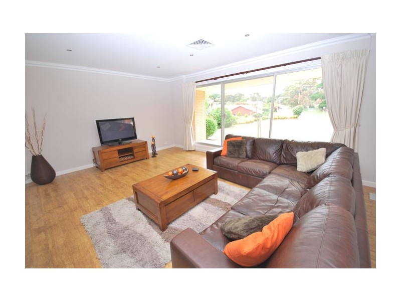 33 Golf Drive, Fairview Park SA 5126