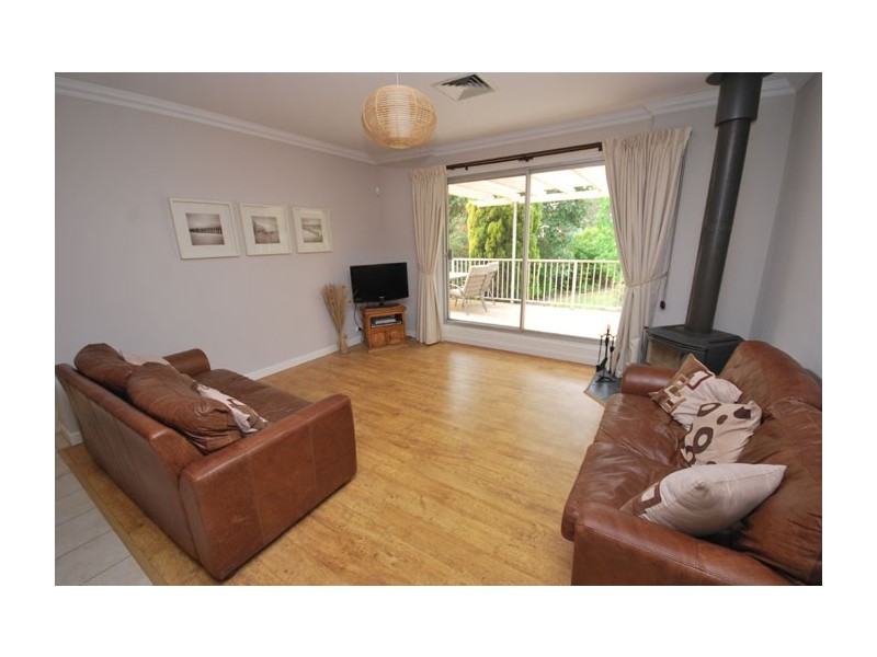 33 Golf Drive, Fairview Park SA 5126