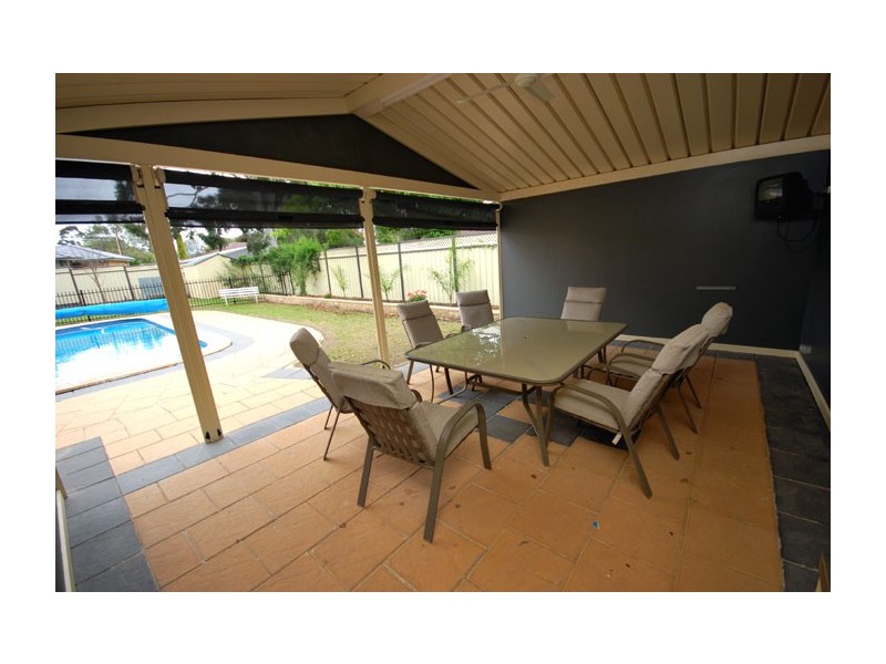 33 Golf Drive, Fairview Park SA 5126