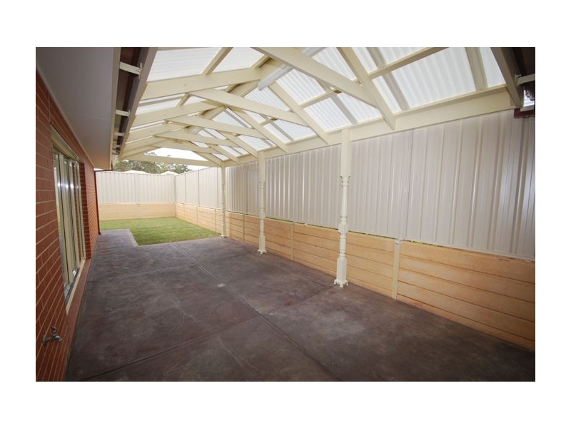 14 Settlers Hill Drive, Golden Grove SA 5125