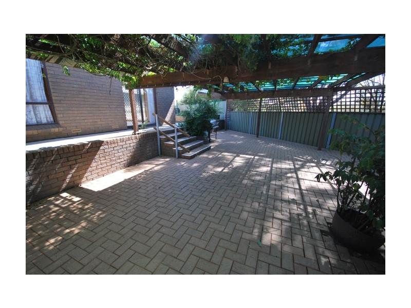25 Cockatoo Street, Modbury Heights SA 5092