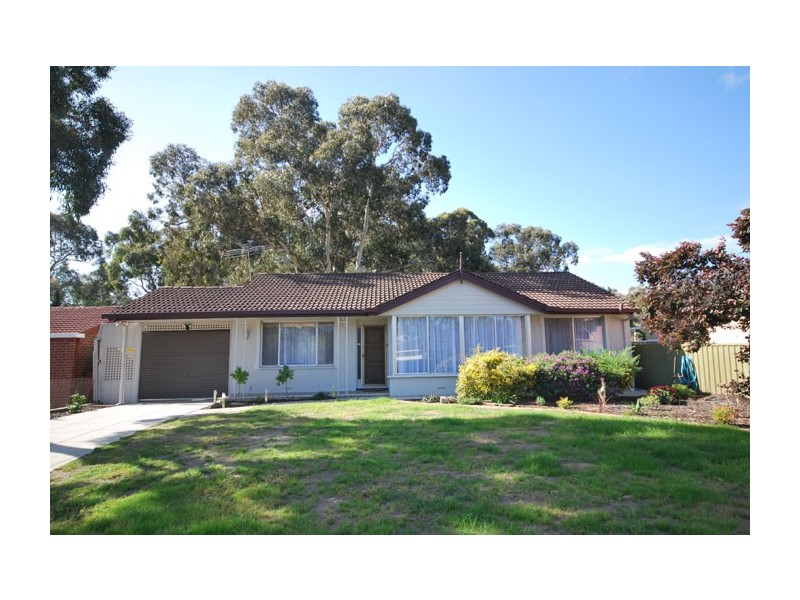 24 Sherwood Drive, Redwood Park SA 5097