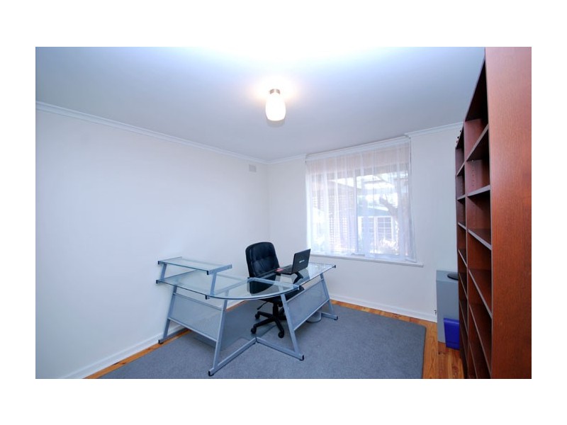 24 Sherwood Drive, Redwood Park SA 5097