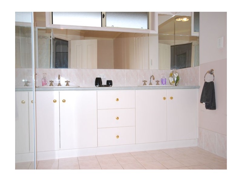 2/1-3 Glenbrae Close, Wynn Vale SA 5127