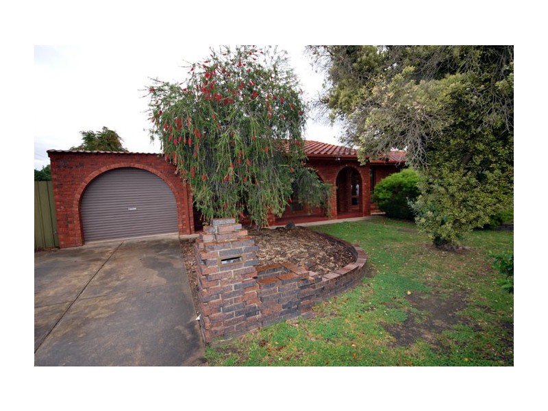80 Hamilton Road, Fairview Park SA 5126