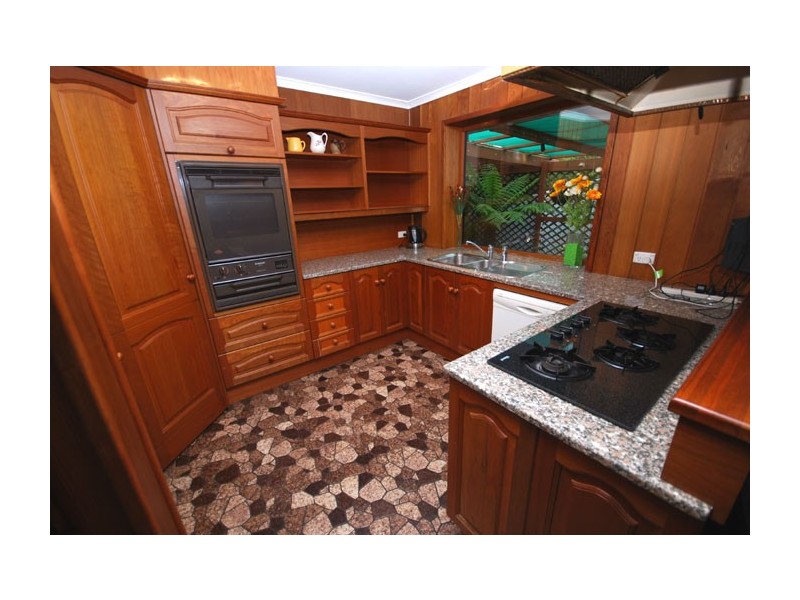 80 Hamilton Road, Fairview Park SA 5126