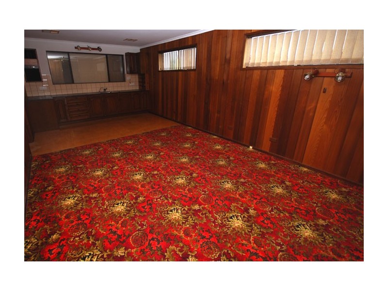 80 Hamilton Road, Fairview Park SA 5126