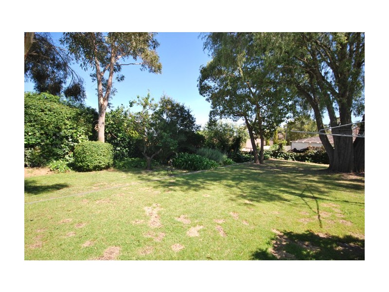 18 Euroa Avenue, Banksia Park SA 5091
