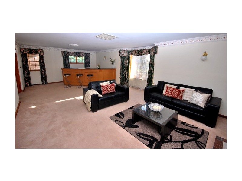 25 Von Nida Street, Fairview Park SA 5126