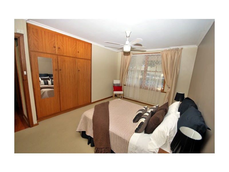 25 Von Nida Street, Fairview Park SA 5126