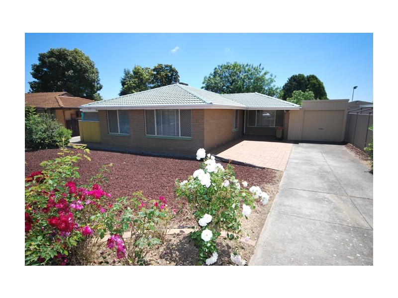30 Telford Crescent, Modbury Heights SA 5092