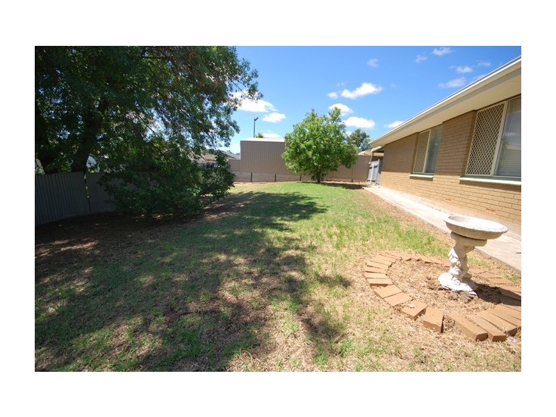 30 Telford Crescent, Modbury Heights SA 5092