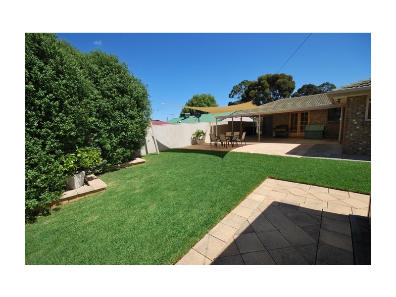 10 Leonis Avenue, Hope Valley SA 5090
