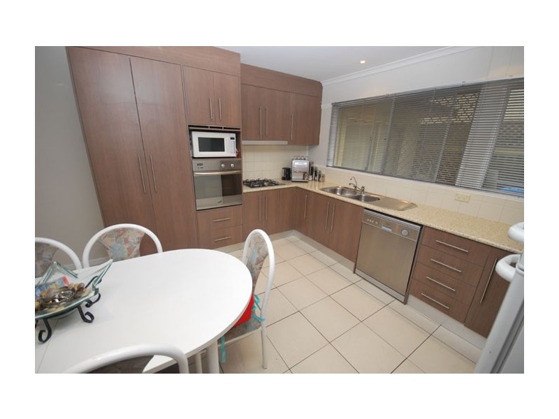 17 Landy Avenue, Gulfview Heights SA 5096