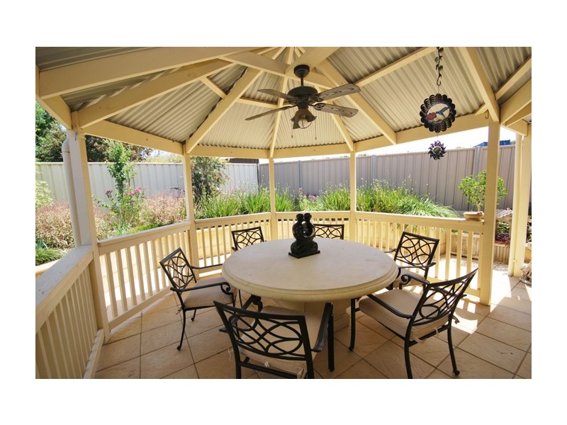 12 Yellow Wood Court, Greenwith SA 5125