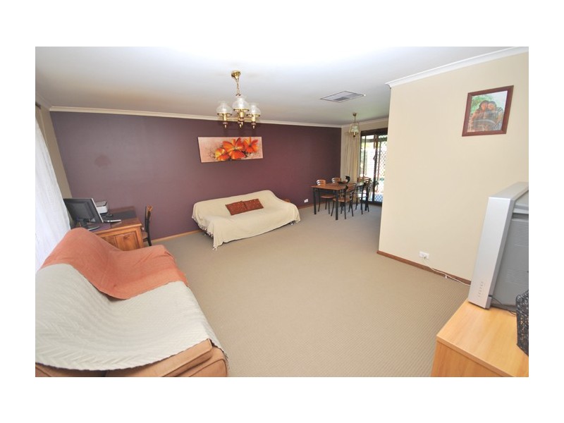 28 Duke Avenue, Para Hills SA 5096